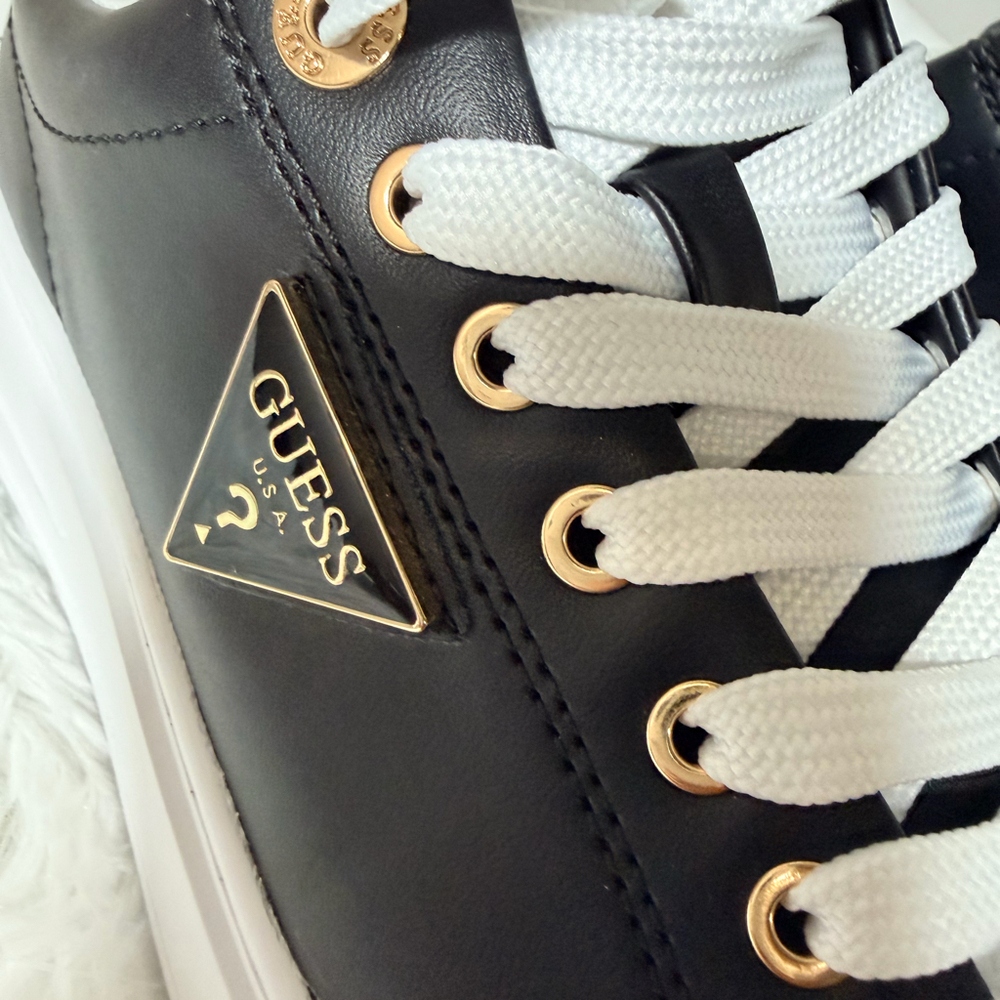 Guess Women’s 6.5 Gwdenesa3 Platform Sneakers Black White Gold Logo NIB